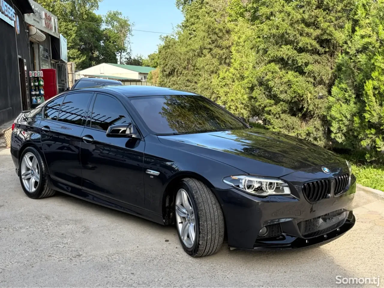 BMW 5 series 2013 · 3.0 AT
