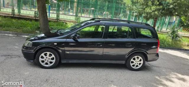 Opel Astra G 2002 · 1.6 MT