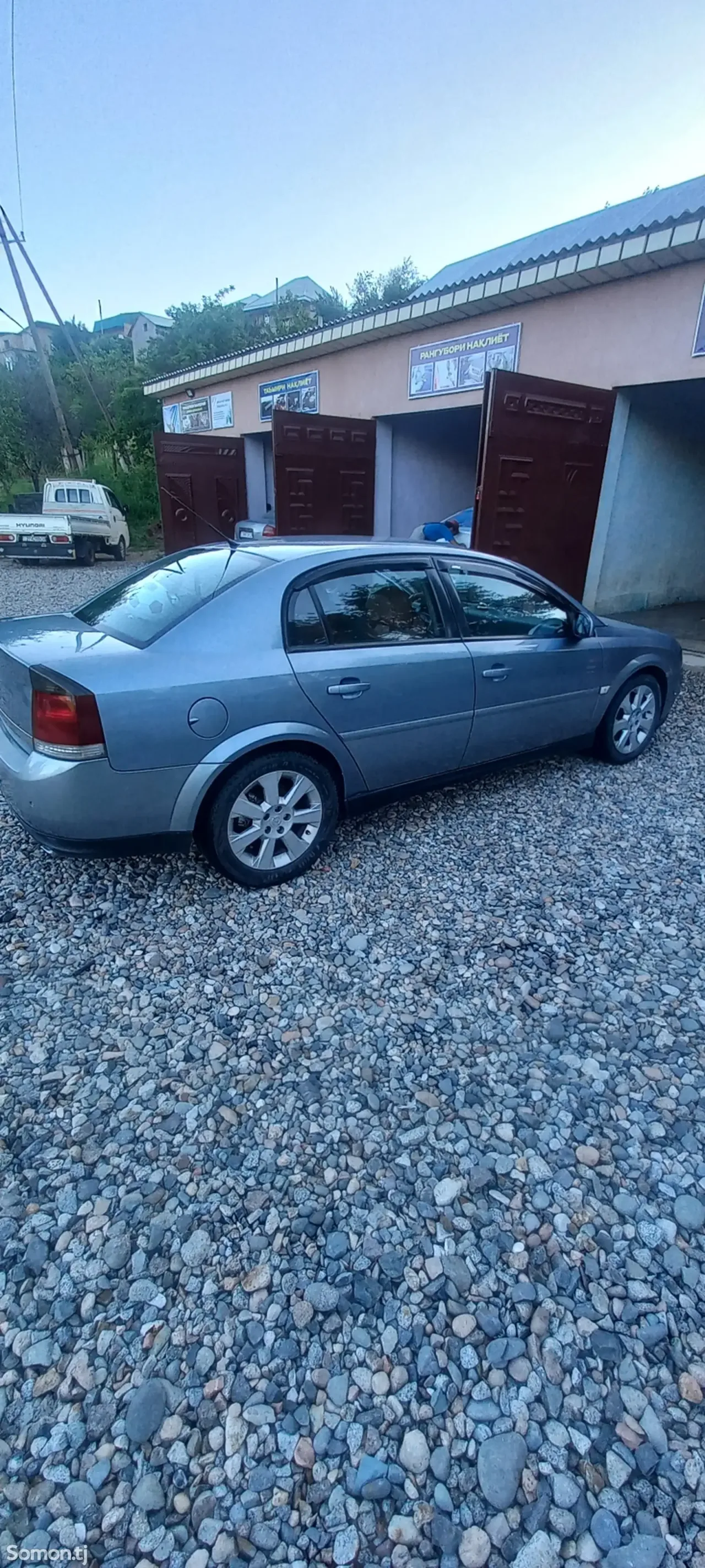 Opel Vectra C 2005 · 2.2 AT