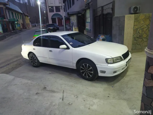 Nissan Cefiro 1998 · 2.0 AT