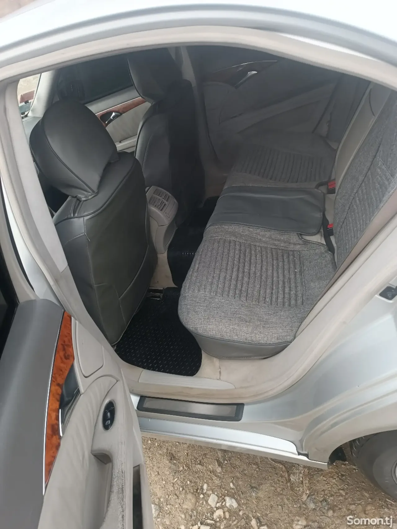 Mercedes-Benz E class 2002 · 3.2 AT