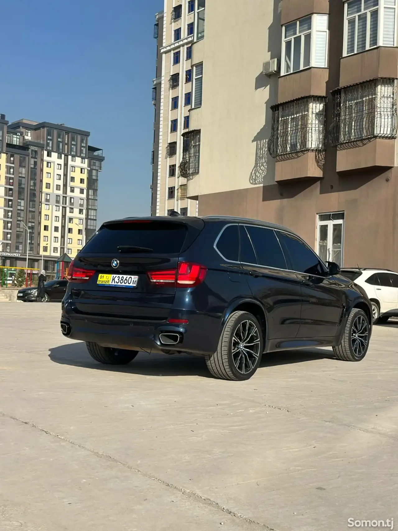 BMW X5 2015 · 3.0 AT