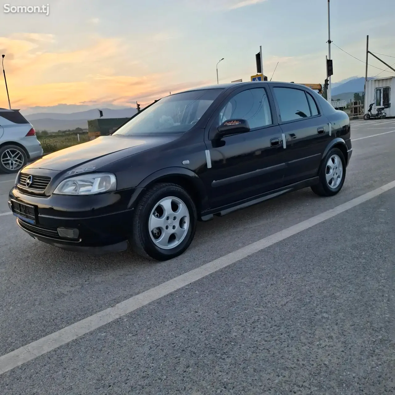 Opel Astra G 1998 · 1.6 MT