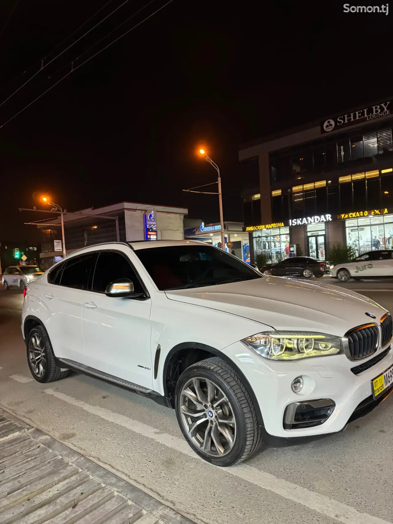 BMW X6 2015 · 4.4 AT