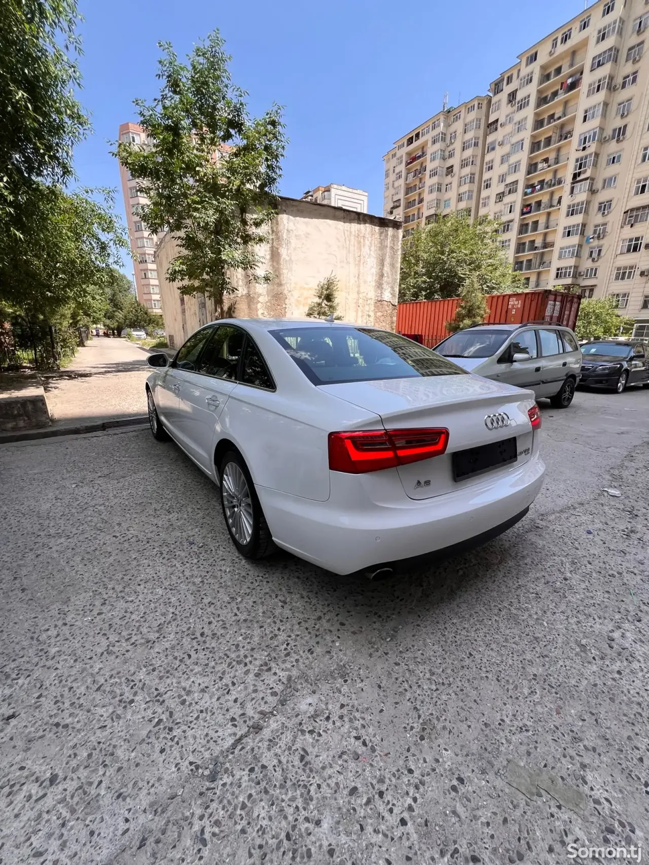 Audi A6 2015 · 2.0 AT