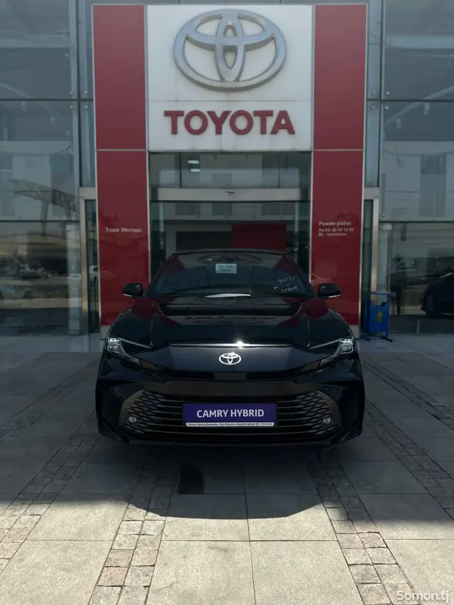 Toyota Camry 2025 · 2.5 AT