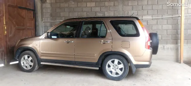 Honda CR-V 2005 · 2.0 AT
