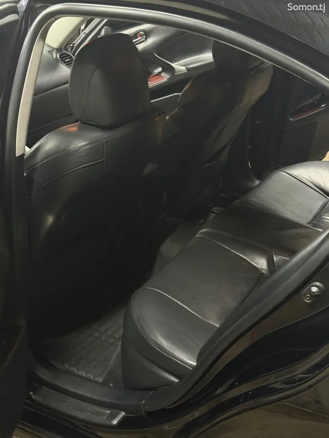 Lexus IS series 2008 · 2.5 AT