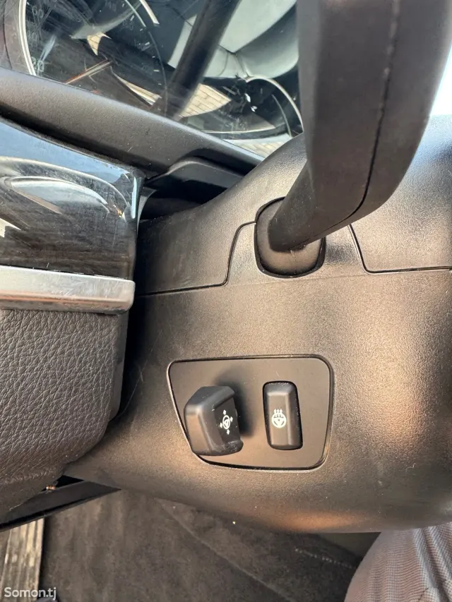 BMW 5 series 2016 · 2.0 AT