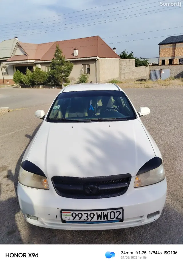 Daewoo Lacetti 2005 · 1.6 MT