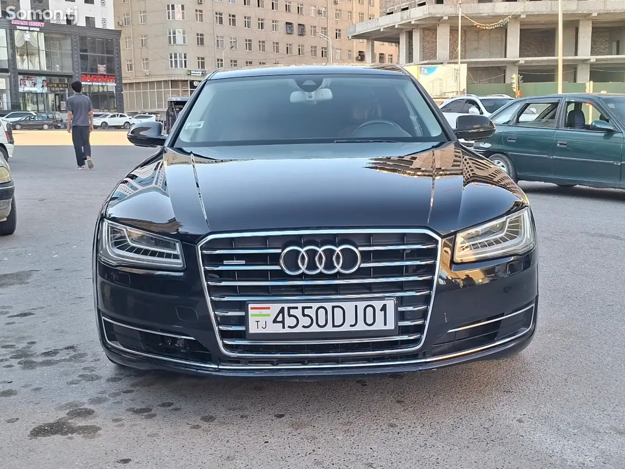 Audi A8 2016 · 2.3 AT
