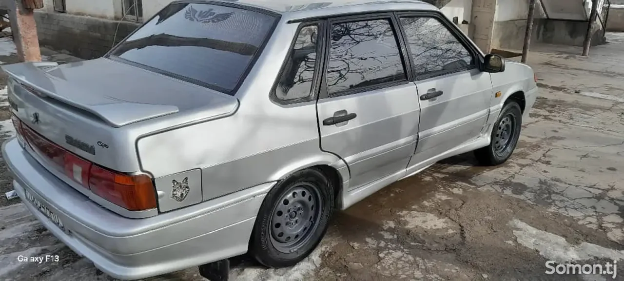 Lada (ВАЗ) 2115 2001 · 1.6 MT
