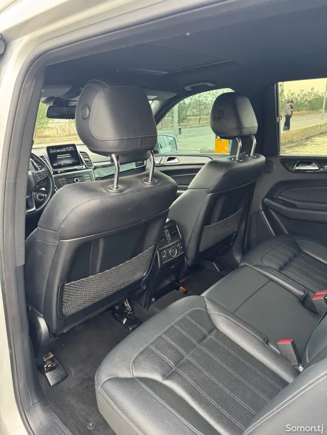 Mercedes-Benz GLS 2017 · 4.5 AT
