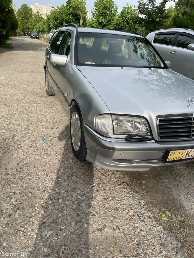 Mercedes-Benz C class 1999 · 2.8 AT