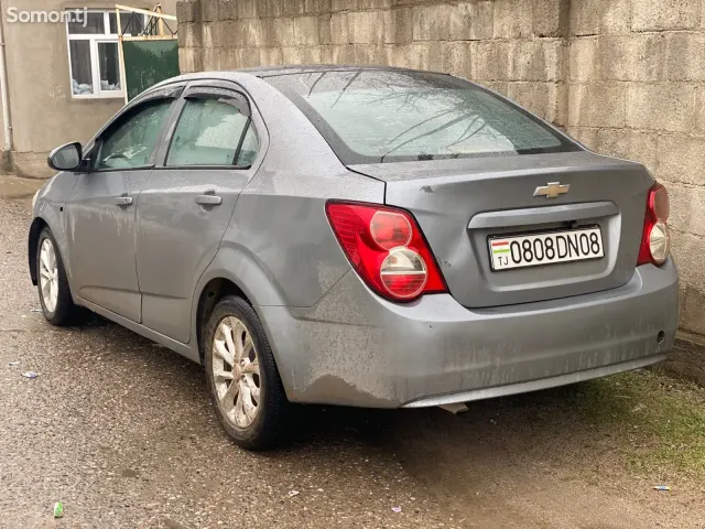 Chevrolet Aveo 2014 · 1.8 MT