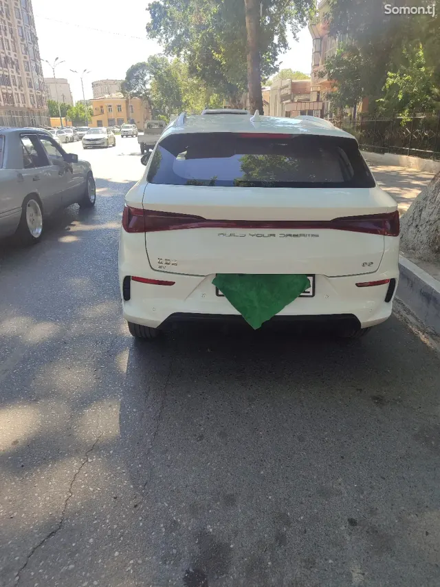 BYD E2 2024 · 1.3 AMT