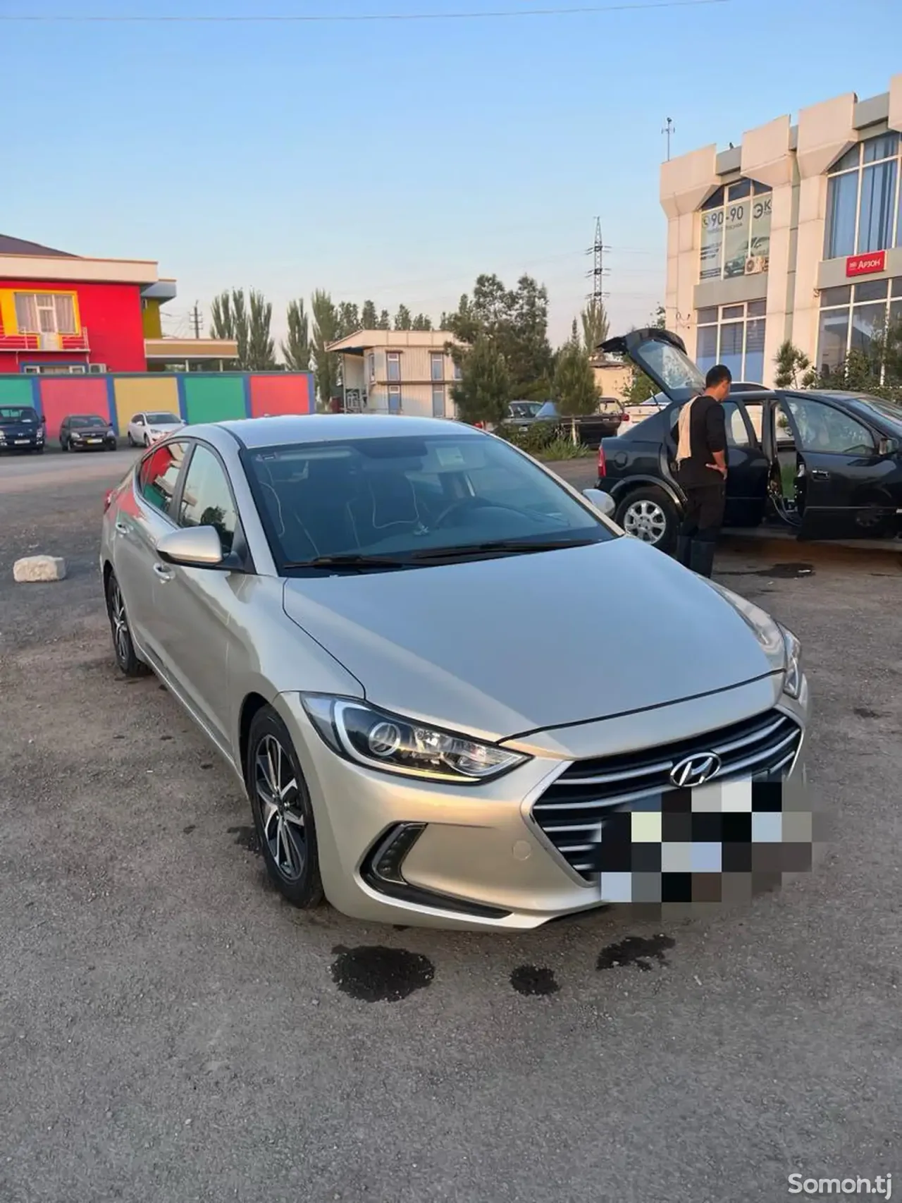 Hyundai Lantra 2016 · 2.0 AT