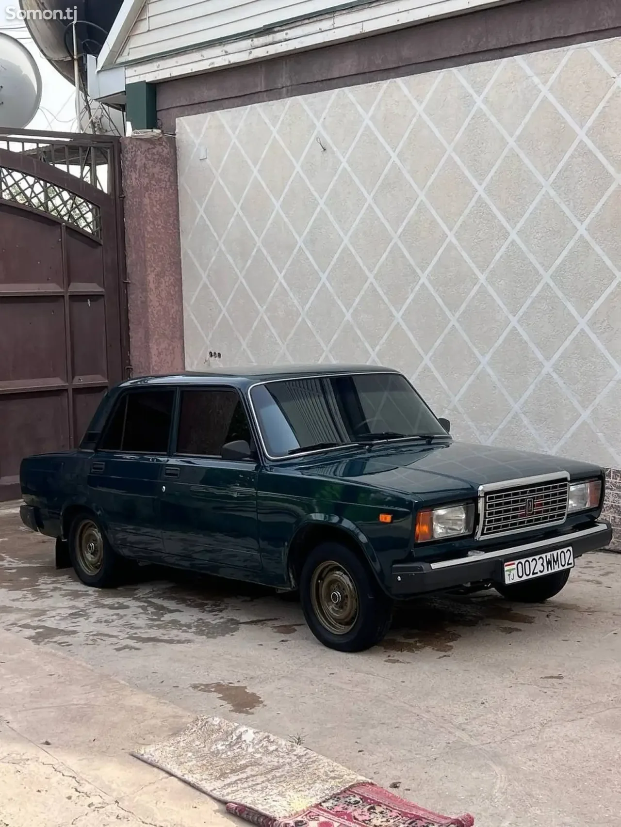 Lada (ВАЗ) 2107 2009 · 1.6 MT