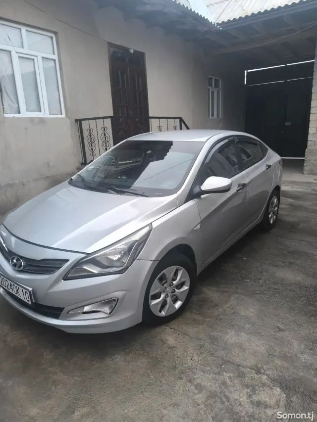 Hyundai Solaris 2016 · 1.4 MT