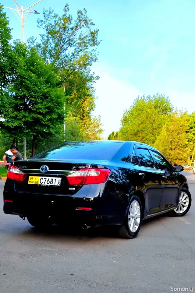 Toyota Camry 2013 · 2.5 AT