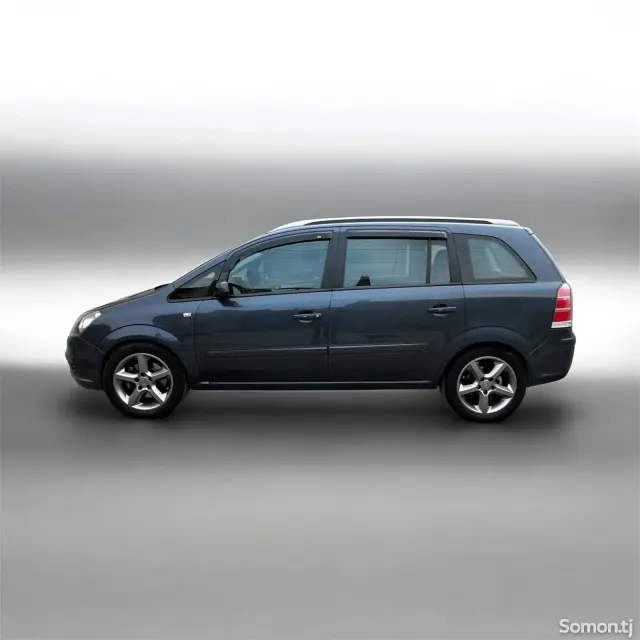 Opel Zafira 2006 · 2.2 AT