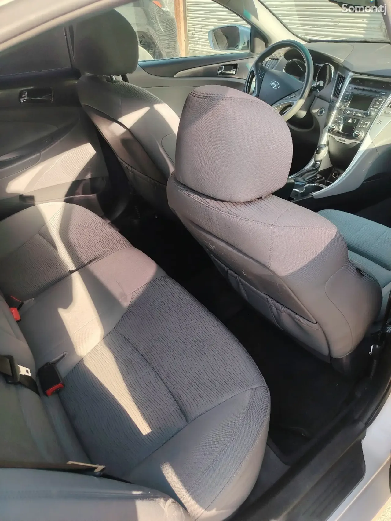 Hyundai Sonata 2015 · 2.4 AT