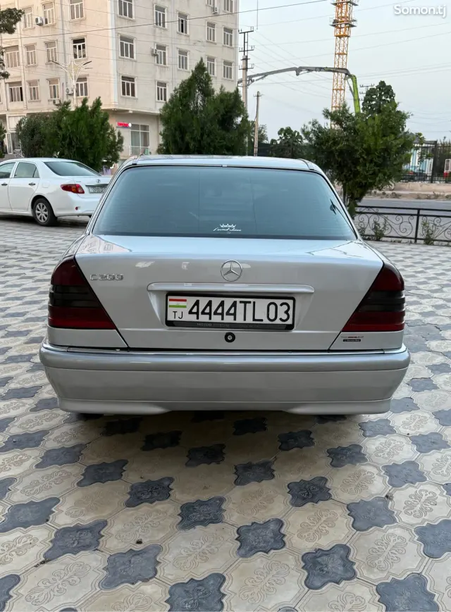 Mercedes-Benz C class 2000 · 1.8 AT