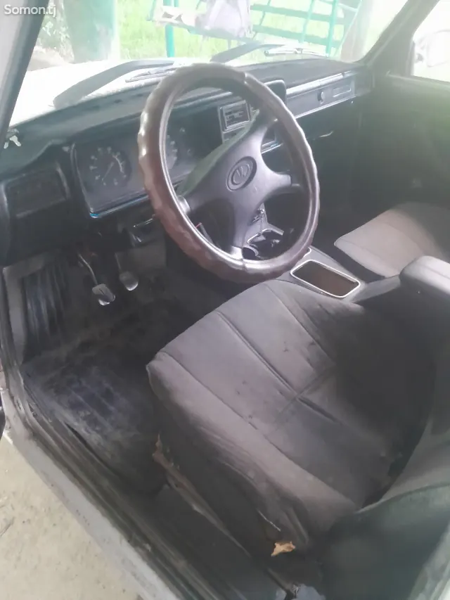 Lada (ВАЗ) 2107 2003 · 1.6 MT