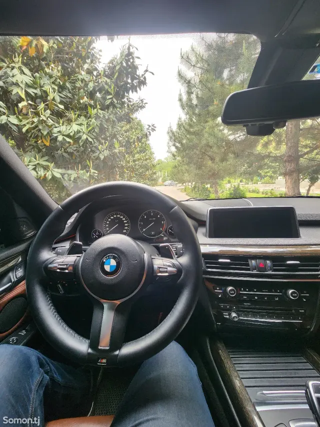 BMW X5 2015 · 3.5 AT