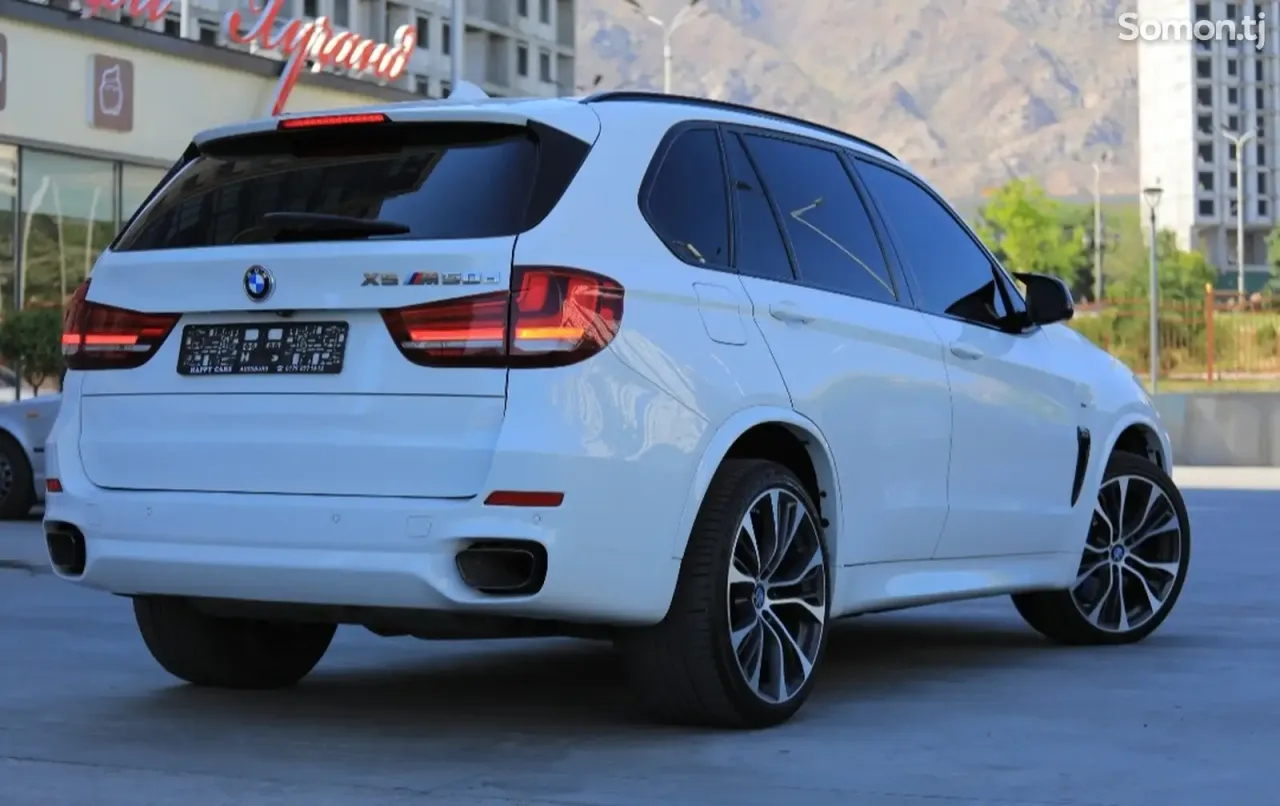 BMW X5 M 2015 · 5.0 AT