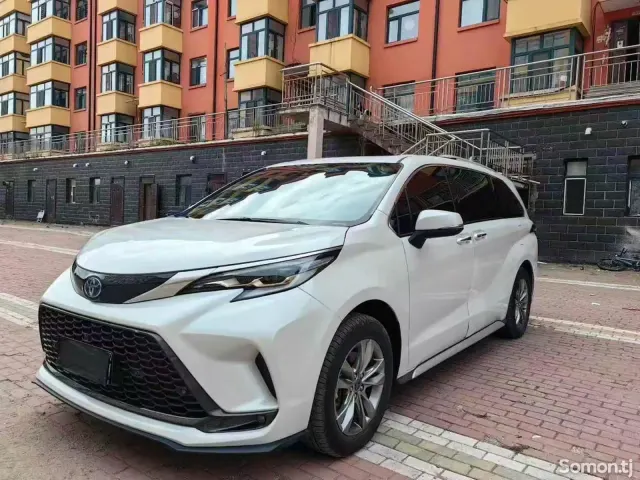 Toyota Granvia 2023 · 2.5 AT