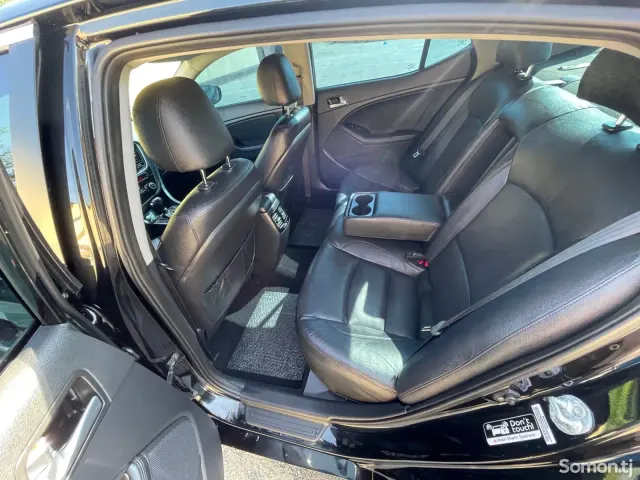 Kia K5 2014 · 2.0 AT
