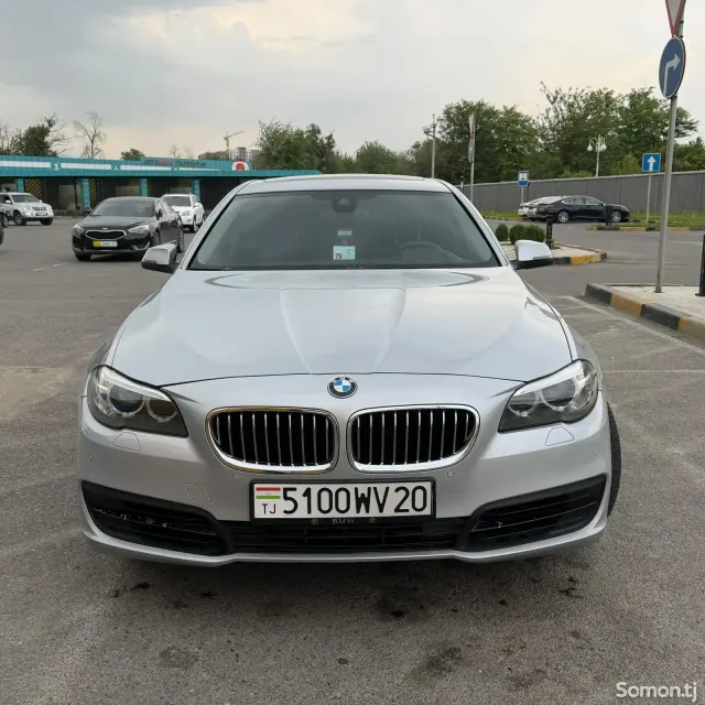 BMW 5 series 2015 · 2.0 AT