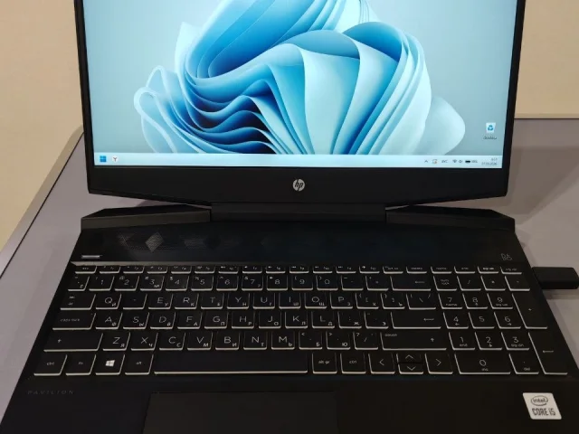 Фото: Продам игровой ноутбук HP  Pavilion Gaming 15