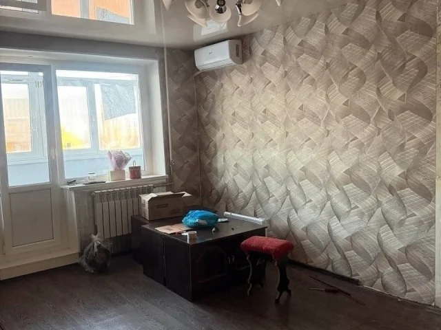 Фото: Горловка!!! ЦЕНА СНИЖЕНА!!! Продам 2 ком.кв., ж/м Комсомолец, ул.Дубинина 9, 9/9. Квартира не угловая, теплая, окна плас