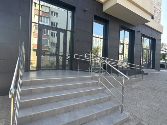 Фото: Коммерческое помещение 38 м² в центре Мариуполя