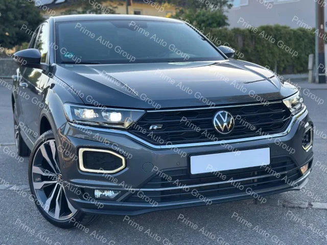 Фото: 🚘 VOLKSWAGEN T-ROC R-LINE