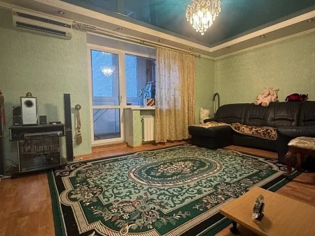 Фото: Продается уютная просторная 2х комн квартира г. Донецк Киевский район Гладковка ул Кутузова Этаж 3/5