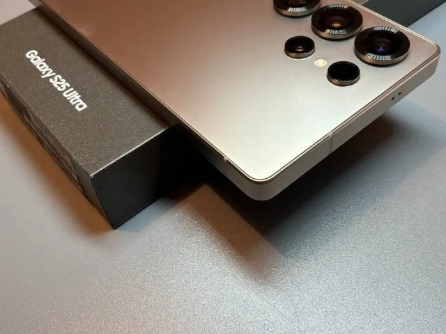 Фото: Samsung Galaxy S25 Ultra 12/1 терабайт память