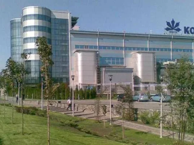 Фото: Продаётся уютная однокомнатная квартира в районе Развилки. Расположена на пятом этаже пятиэтажного дома. Общая площадь —