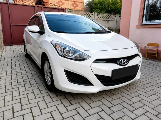 Фото: Продам hundai i30, 2013года, автомат, авто в идеальнейшем состоянии, не бит, не крашен 💯 процентов, зелёная автотека, со
