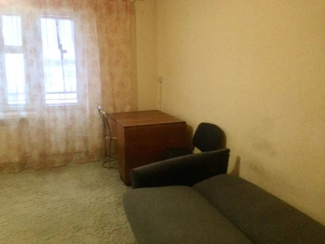 Фото: ПРОДАЁТСЯ 4-х комнатная квартира в хорошем состоянии с необычной планировкой в г. Рубежное