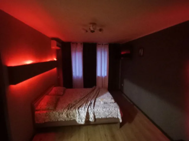 Фото: ПОСУТОЧНО/ПОЧАСОВО/ПОНЕДЕЛЬНО квартиры в центре Макеевки, рядом МФЦ, горбольница 1 ( Рудничная больница), две автостанци
