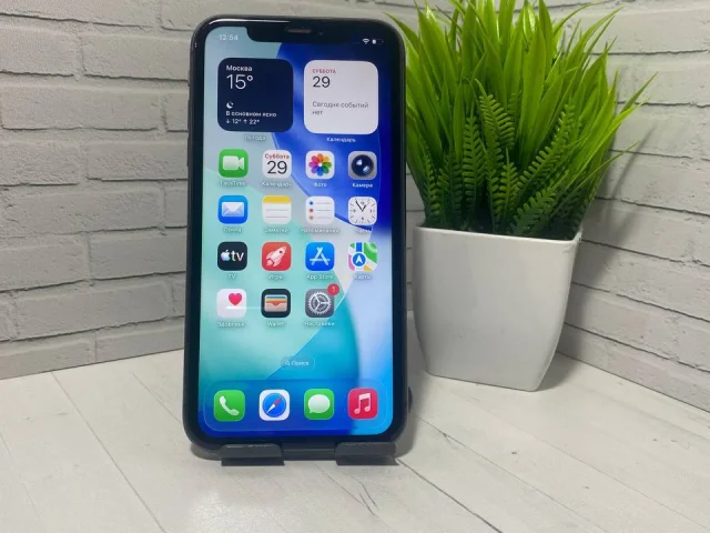 Фото: iPhone 11 на 128гб