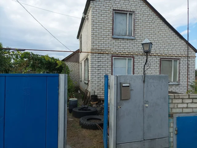 Фото: Продам земельный участок 9соток в п Новоайдар. трасса Айдар- Старобельск. Подойдёт как для постройки дома для постоянног