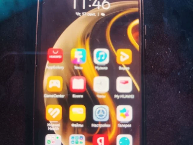 Фото: Продам телефон. Huawei Y72 сост.хорош.в ремонте небыл экран родной цена 8 тыс.тел