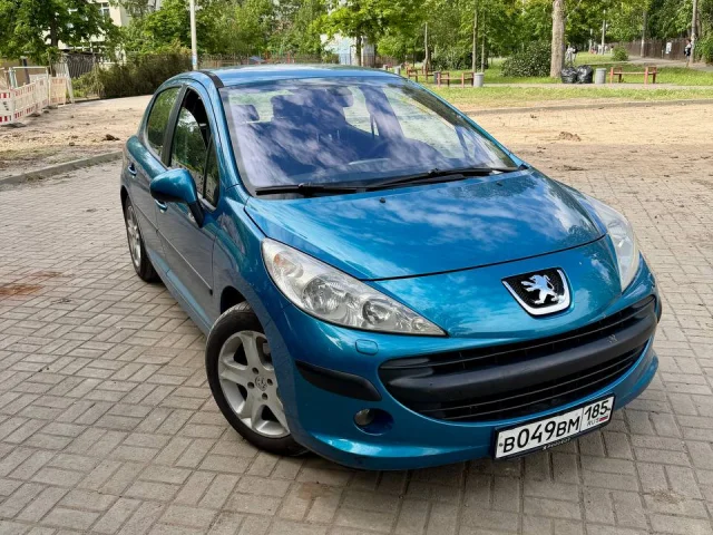 Фото: Peugeot 207