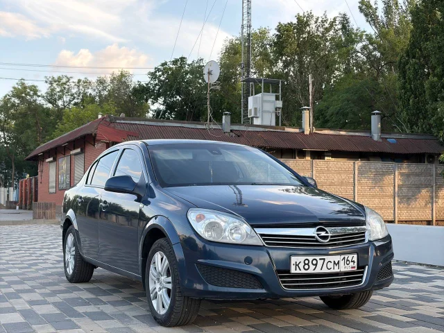 Фото: Opel Astra H