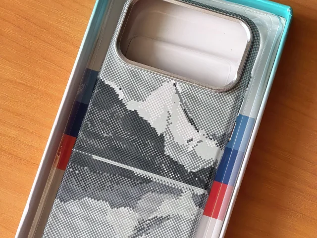 Фото: Продам чехол на IPhone 17/18 Pro Max (новый) 📱