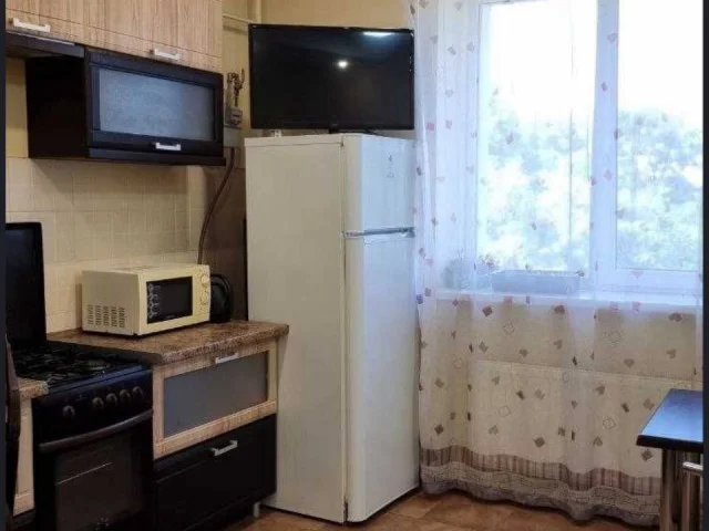 Фото: Сдаётся двухкомнатная квартира в Куйбышевском районе Донецка, ориентир - ДЮА. Просторная квартира, в отличном состоянии,